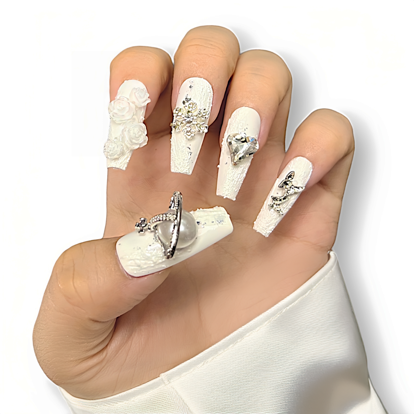 White Nail Art, Rhinestone Nail Art, 3D Nail Art, Coffin Nail Art, Long Nail Art, Winter Nail Art, Elegant Nail Art, Luxury Nail Art, Sparkly Nail Art, Frosted Nail Art, Press On Nails.